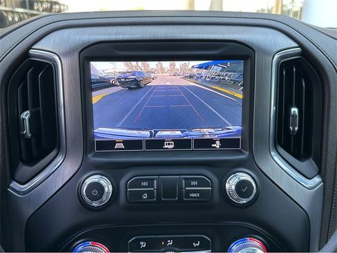 Used 2022 GMC Sierra 1500 Denali w/ Driver Alert Package II image 10