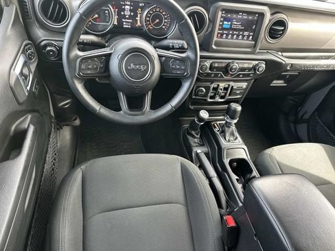 Used 2022 Jeep Wrangler Unlimited Sport AWD/4WD image 18