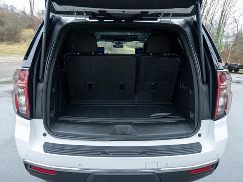 Used 2023 Chevrolet Tahoe LT w/ Luxury Package image 34