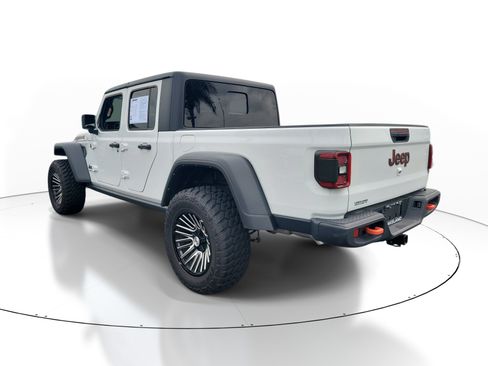 Used 2024 Jeep Gladiator Mojave AWD/4WD image 6