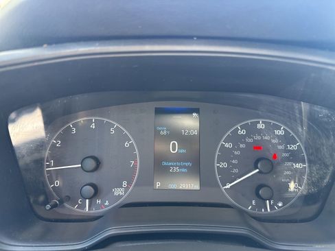 Used 2025 Toyota Corolla LE FWD image 9