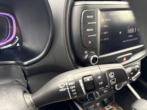 Certified 2025 Kia Soul LX FWD image 20