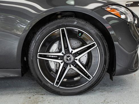 Used 2023 Mercedes-Benz C 300 Sedan image 12