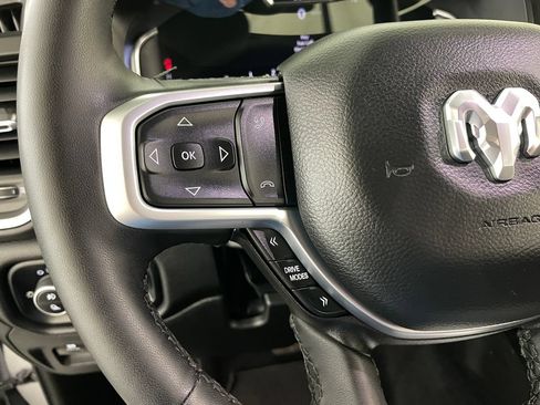 Used 2025 RAM 1500 Big Horn AWD/4WD image 28