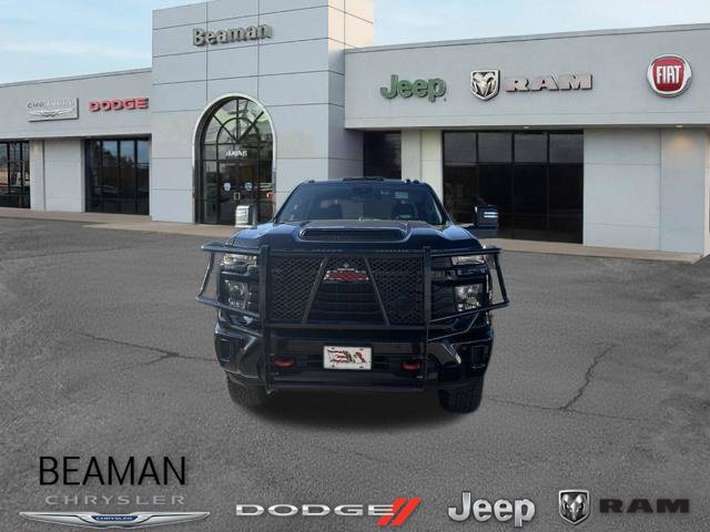 Used 2026 Chevrolet Silverado 2500 Custom w/ Custom Value Package AWD/4WD image 1