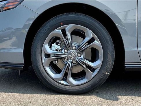 New 2025 Honda Accord EX-L image 12