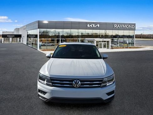 Used 2021 Volkswagen Tiguan SE FWD image 8