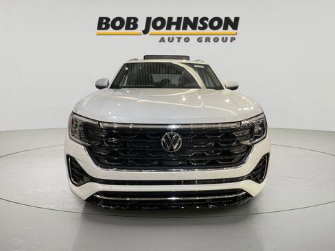 New 2026 Volkswagen Atlas Cross Sport SEL Premium R-Line AWD/4WD image 3