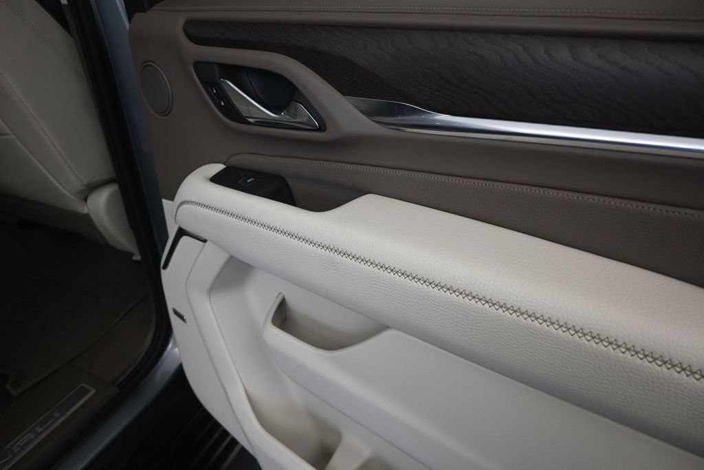Used 2023 GMC Yukon XL Denali w/ LPO, Floor Liner Package RWD image 21