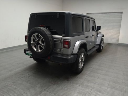 Used 2020 Jeep Wrangler Unlimited Sahara AWD/4WD image 9