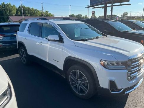 Used 2020 GMC Acadia SLT w/ Premium Package FWD image 2