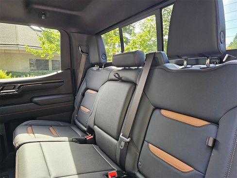 New 2026 GMC Sierra 1500 AT4 w/ AT4 Premium Package image 19