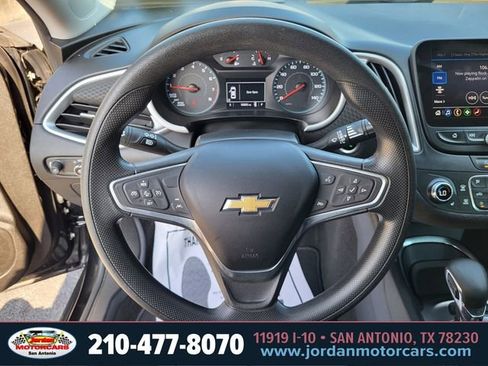 Used 2023 Chevrolet Malibu LT image 25