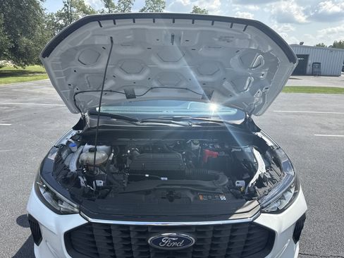 Used 2023 Ford Escape Active image 38