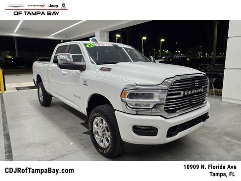 Used 2024 RAM 2500 Laramie AWD/4WD image 1