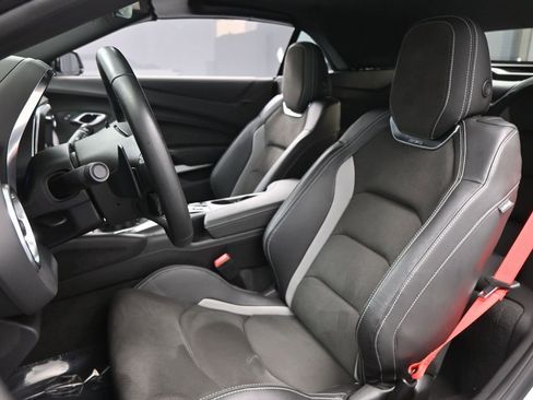 Used 2024 Chevrolet Camaro LT w/ RS Package image 9