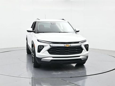 Used 2024 Chevrolet TrailBlazer LT FWD image 4