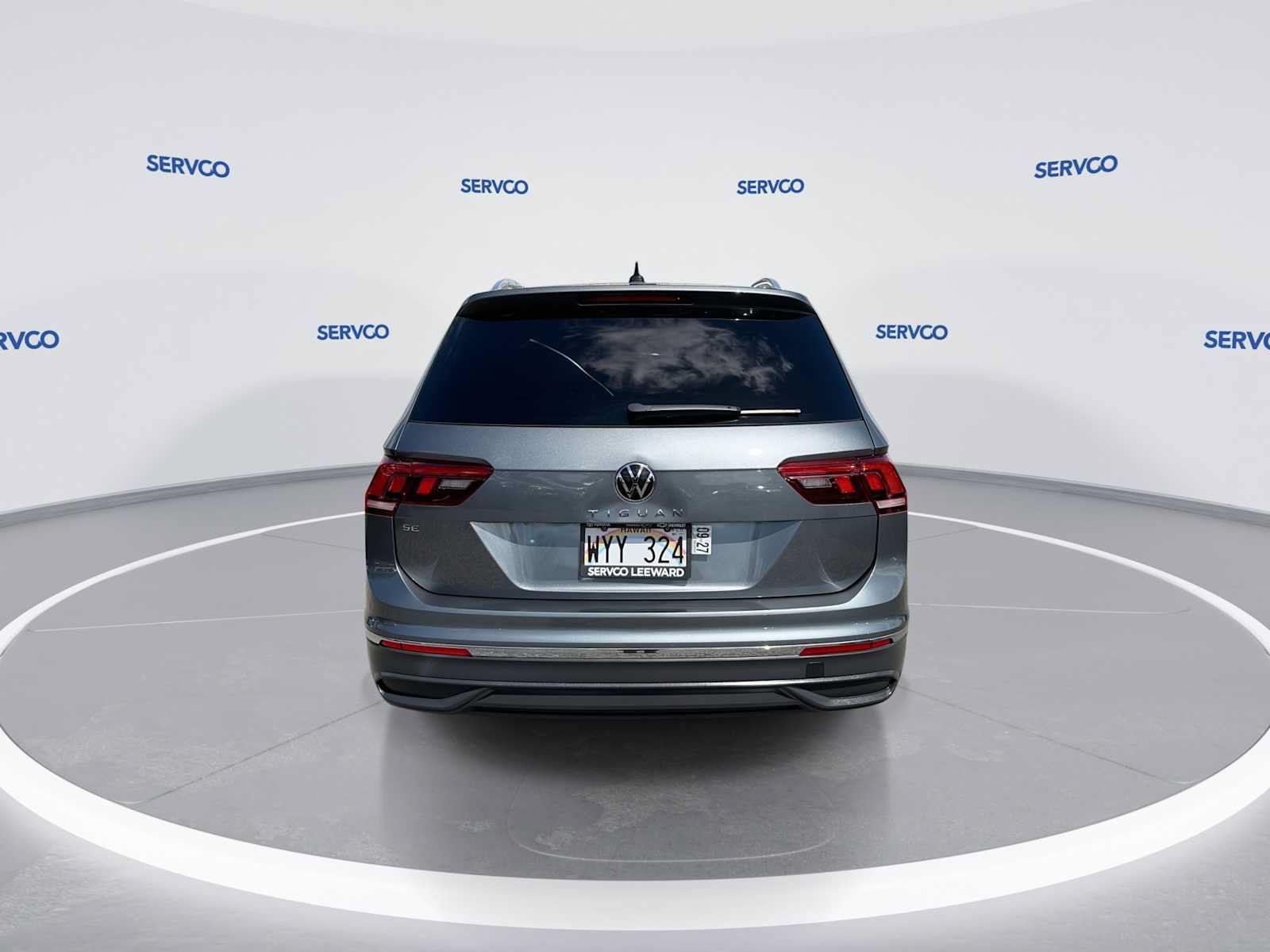 Used 2023 Volkswagen Tiguan SE w/ Panoramic Sunroof Package FWD image 7
