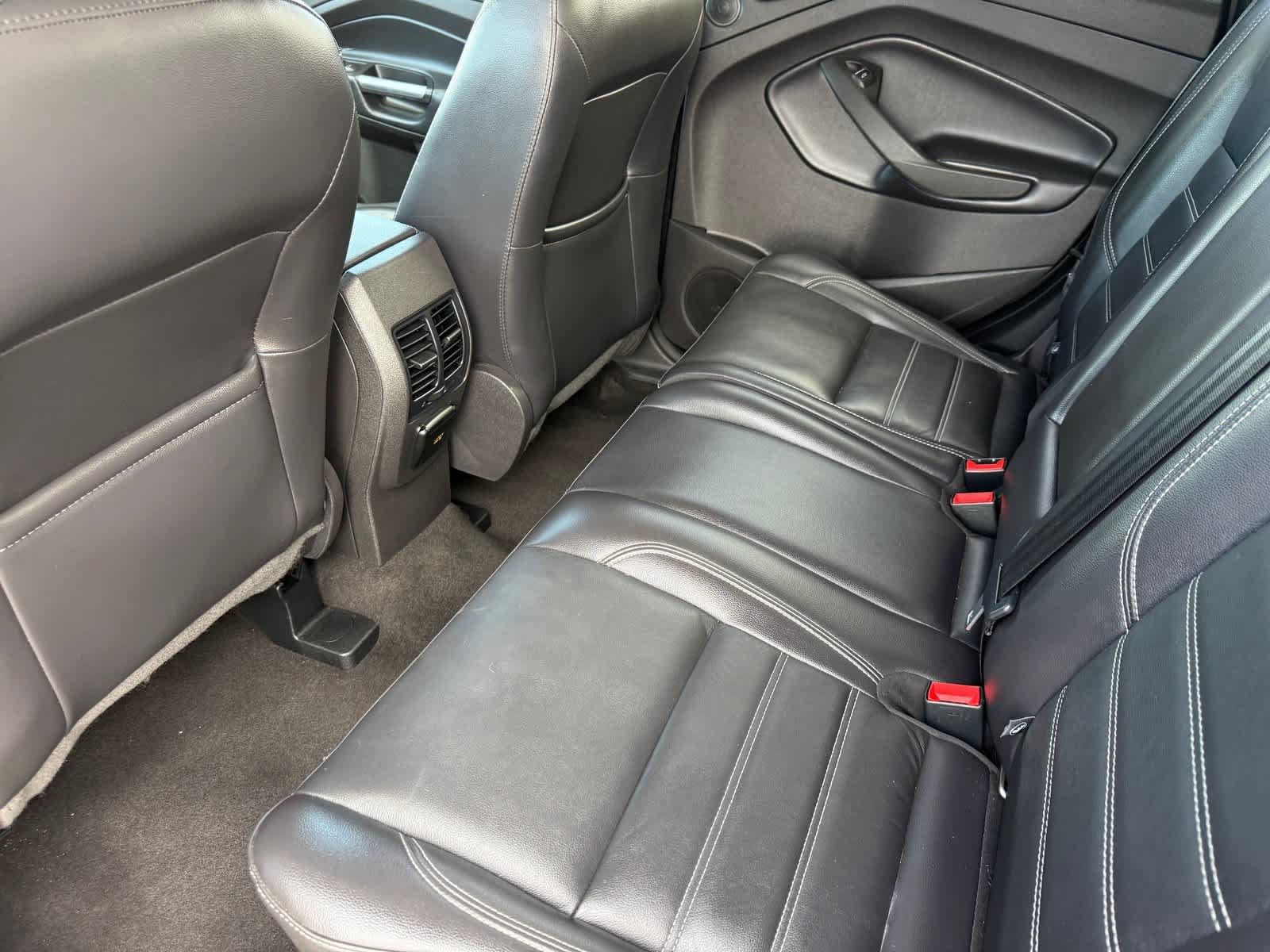 Used 2019 Ford Escape Titanium FWD image 11