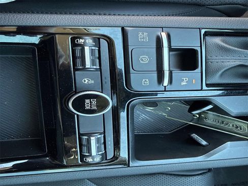 Used 2025 Kia K5 EX image 20