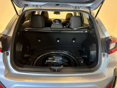 Used 2024 Subaru Crosstrek 2.0i Premium image 5