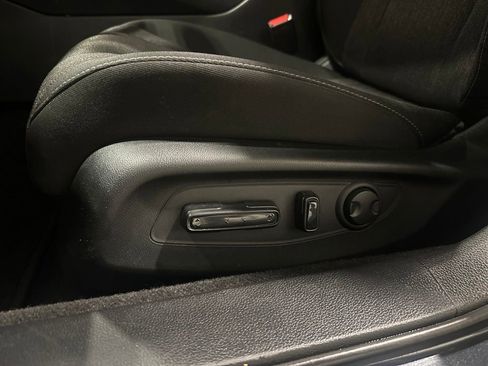 Used 2023 Honda Accord EX image 10