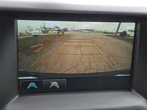 Used 2019 GMC Acadia SLE image 4