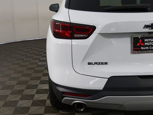Used 2024 Chevrolet Blazer LT w/ Convenience Package FWD image 16