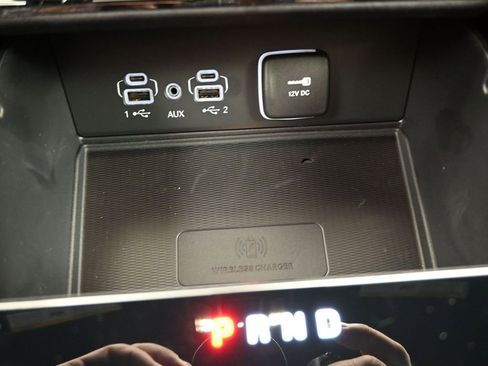 New 2025 Jeep Grand Cherokee L Altitude image 9