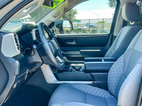 Used 2024 Toyota Tundra SR5 w/ SR5 Convenience Package AWD/4WD image 17