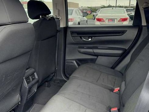 Used 2023 Honda CR-V LX image 11
