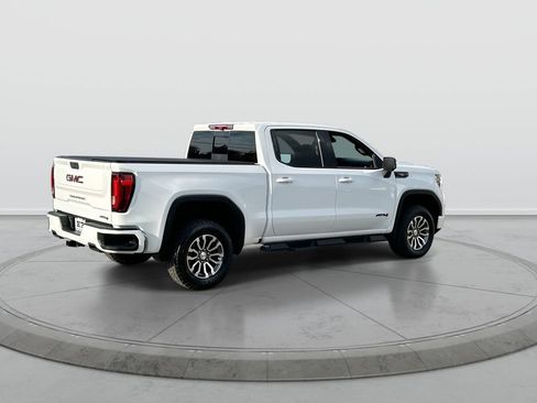Used 2021 GMC Sierra 1500 AT4 w/ AT4 Value Package AWD/4WD image 8