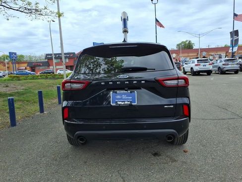 Certified 2023 Ford Escape ST-Line w/ Tech Pack #1 AWD/4WD image 7