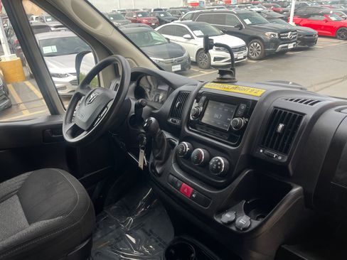 Used 2019 RAM ProMaster 2500 FWD image 17