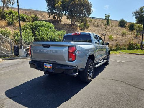 Used 2024 Chevrolet Colorado Z71 w/ Advanced Trailering Package AWD/4WD image 7