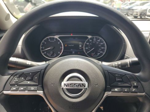 Certified 2023 Nissan Sentra SV FWD image 19