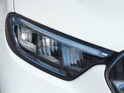 Used 2026 Mercedes-Benz GLC 300 image 10