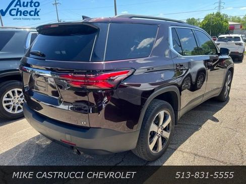 Used 2022 Chevrolet Traverse LT w/ LT Premium Package AWD/4WD image 3