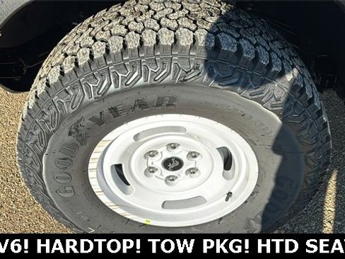 New 2025 Ford Bronco Heritage Edition image 33