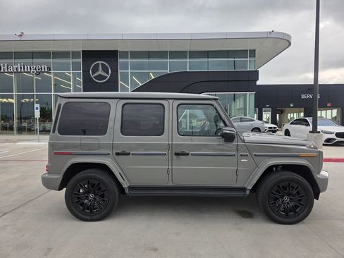 Used 2025 Mercedes-Benz G 580 w/ EQ Technology image 9