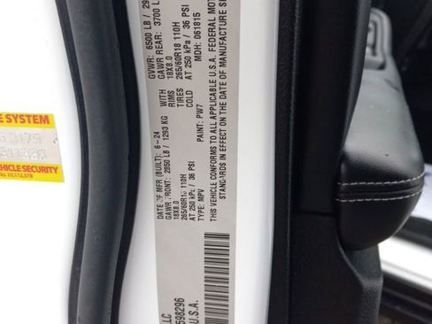 Used 2024 Jeep Grand Cherokee L Laredo image 41