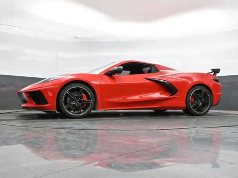 Used 2022 Chevrolet Corvette Stingray Premium Conv w/ Z51 Performance Package RWD image 45