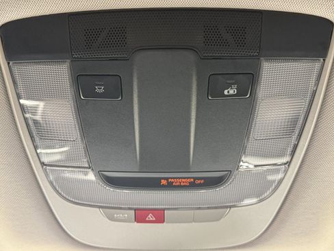 Used 2025 Kia Sportage EX FWD image 44