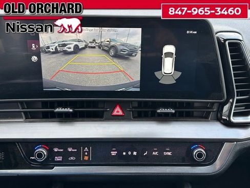 Used 2023 Kia Sportage EX image 17