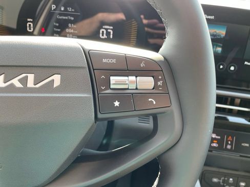 New 2026 Kia Sportage EX FWD image 26