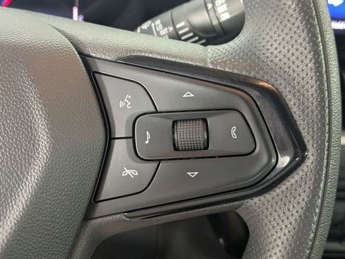 Used 2025 Chevrolet TrailBlazer LT AWD/4WD image 14