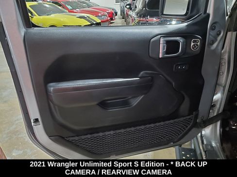Used 2021 Jeep Wrangler Unlimited Sport AWD/4WD image 8