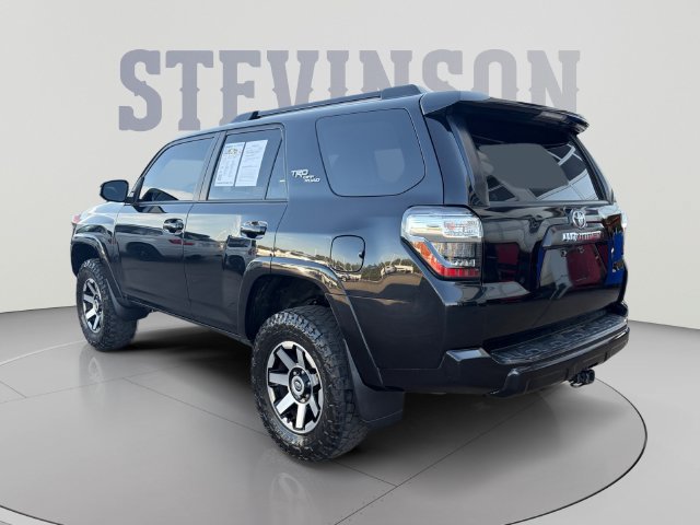 Used 2022 Toyota 4Runner TRD Off-Road AWD/4WD image 3