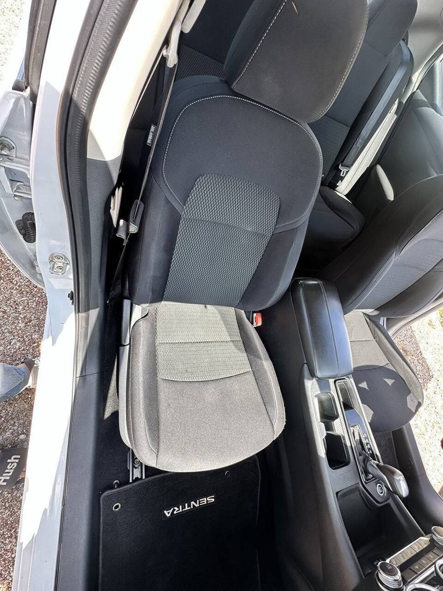 Used 2021 Nissan Sentra S FWD image 25