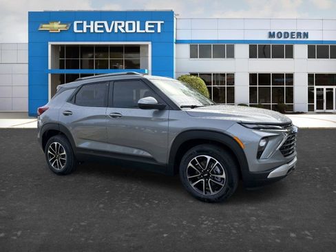 New 2026 Chevrolet TrailBlazer LT FWD image 6
